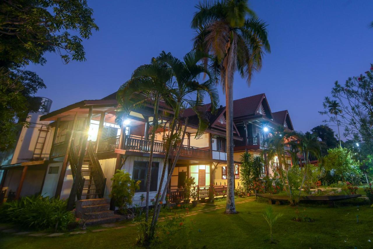 Hotel Kongmany Colonial House à Muang Không Extérieur photo