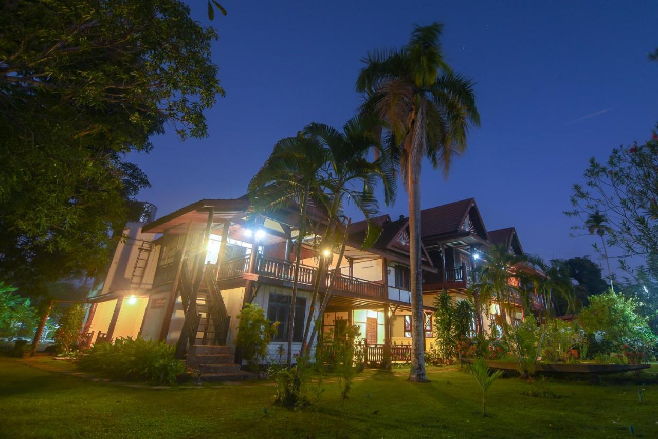 Hotel Kongmany Colonial House à Muang Không Extérieur photo